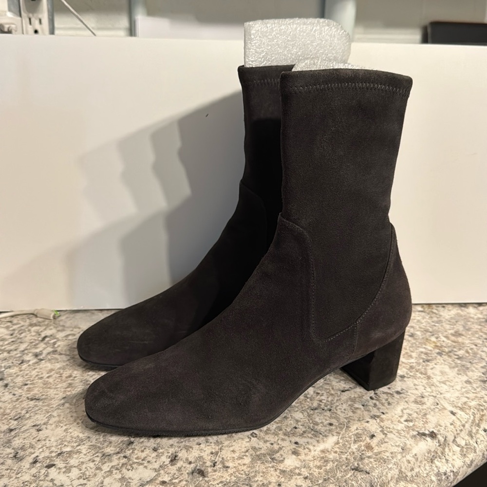Worn once Stuart Weitzman ernestine slate stretch suede boot in box